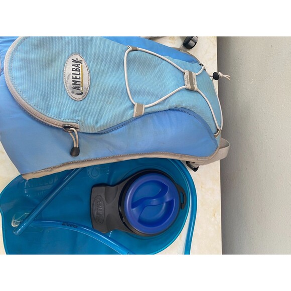 Camelbak Mini Hydration Pack Backpack Holder Hiking Running Marathon Bladder